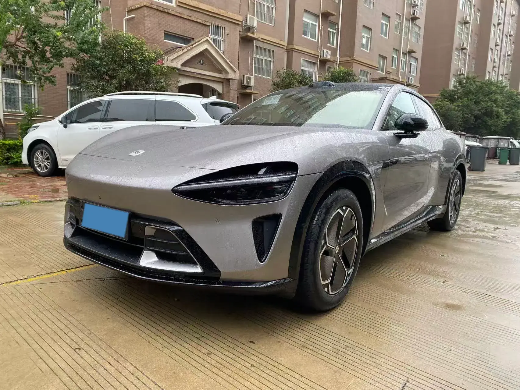 2025 MI YU7 view 1