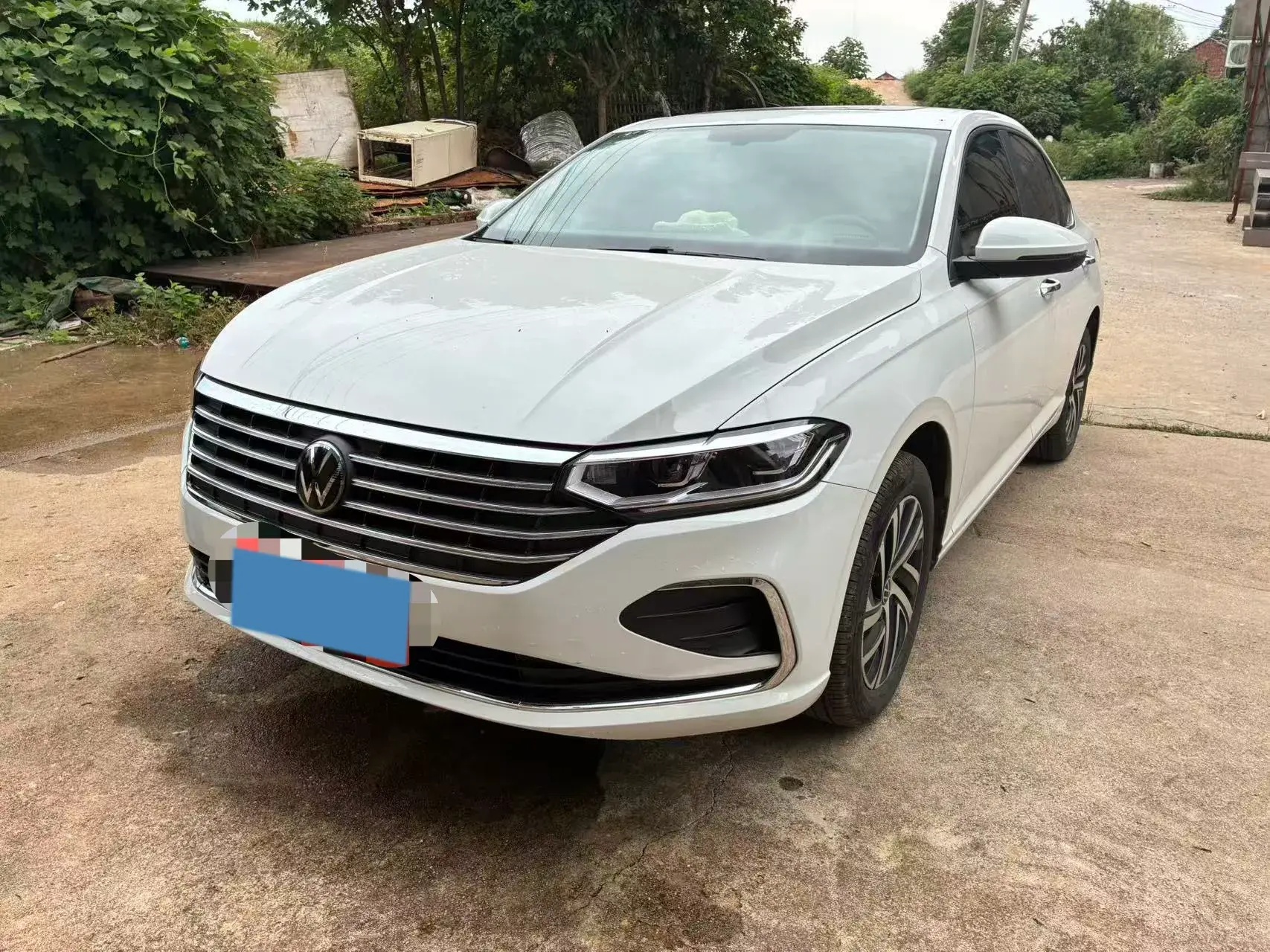 2023 VOLKSWAGEN LAVIDA view 1