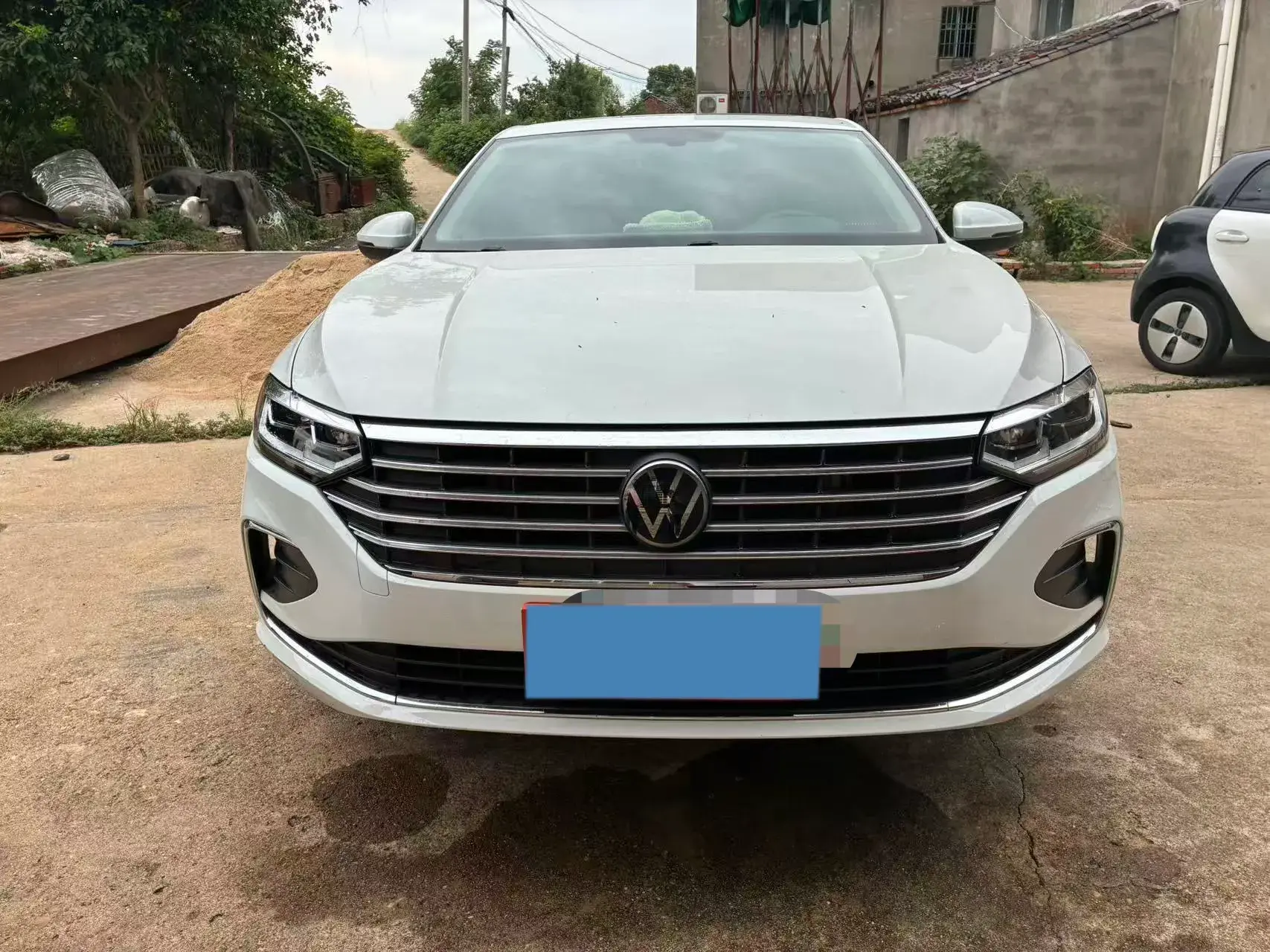 2023 VOLKSWAGEN LAVIDA thumbnail 2