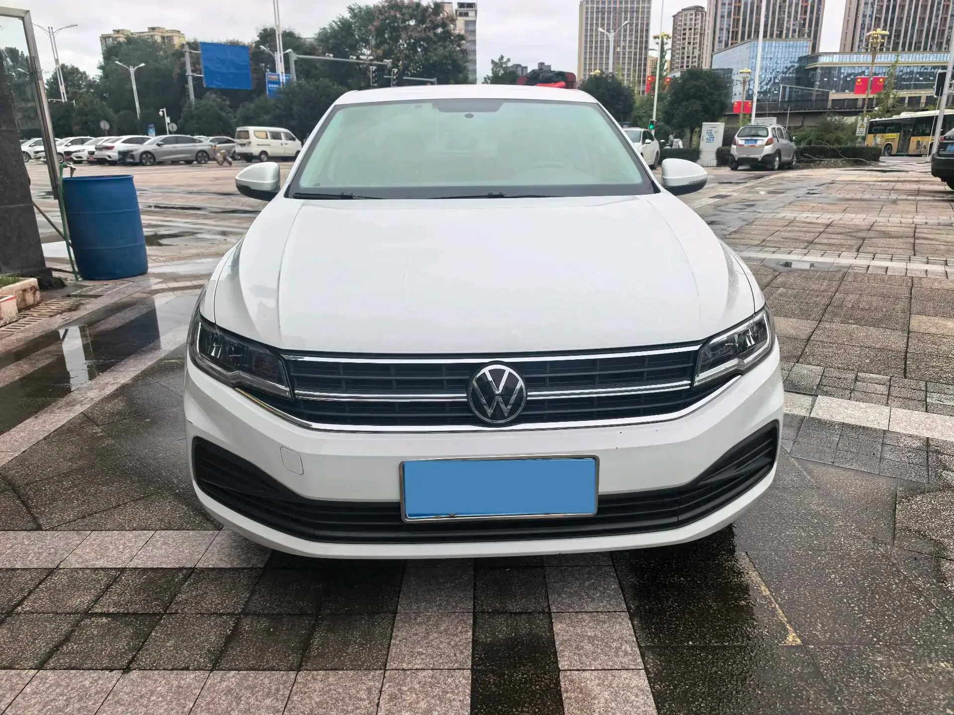 2021 VOLKSWAGEN BORA thumbnail 3