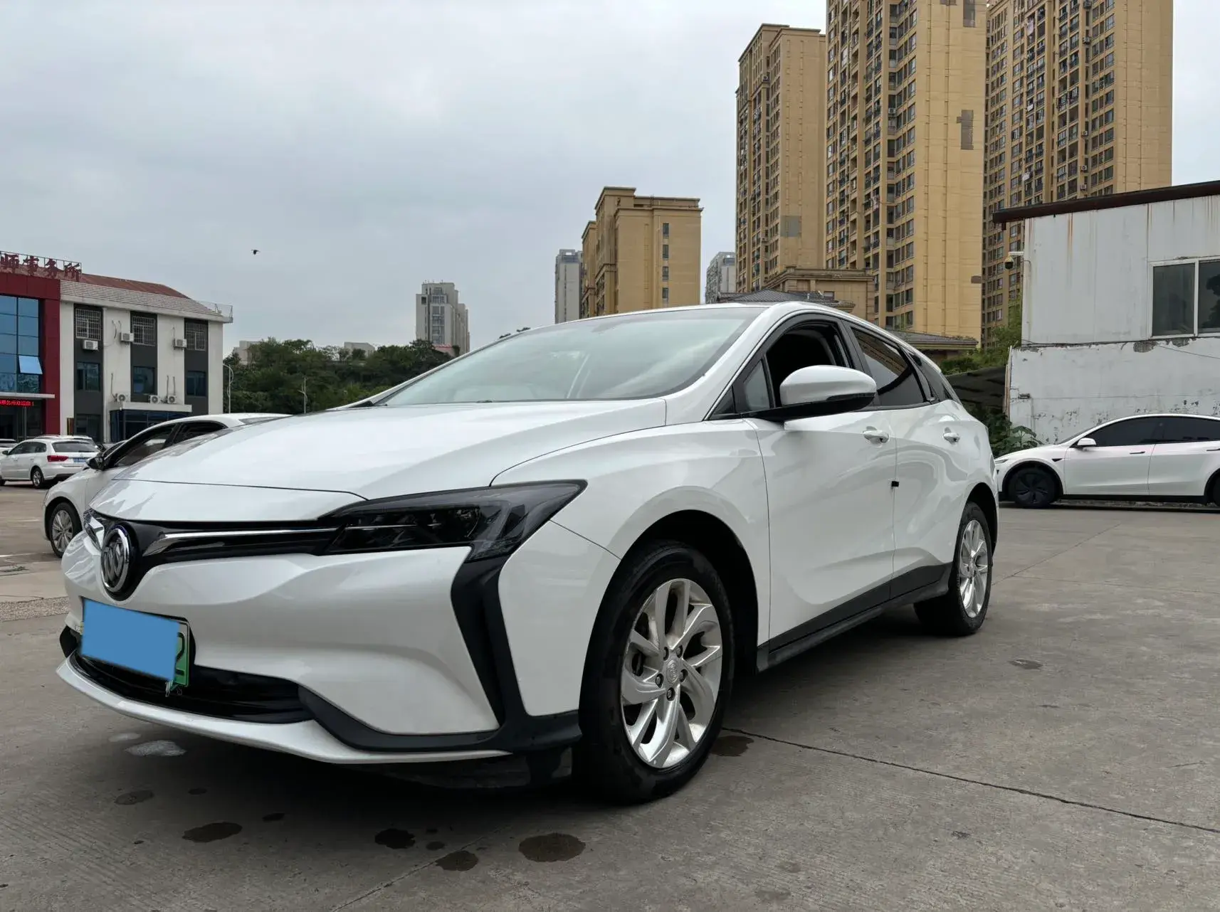 2023 BUICK VELITE view 1