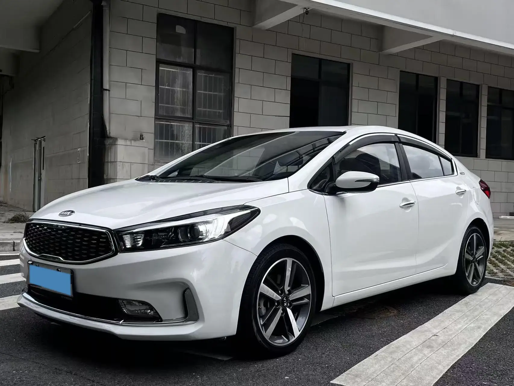 2017 KIA K3 thumbnail 2