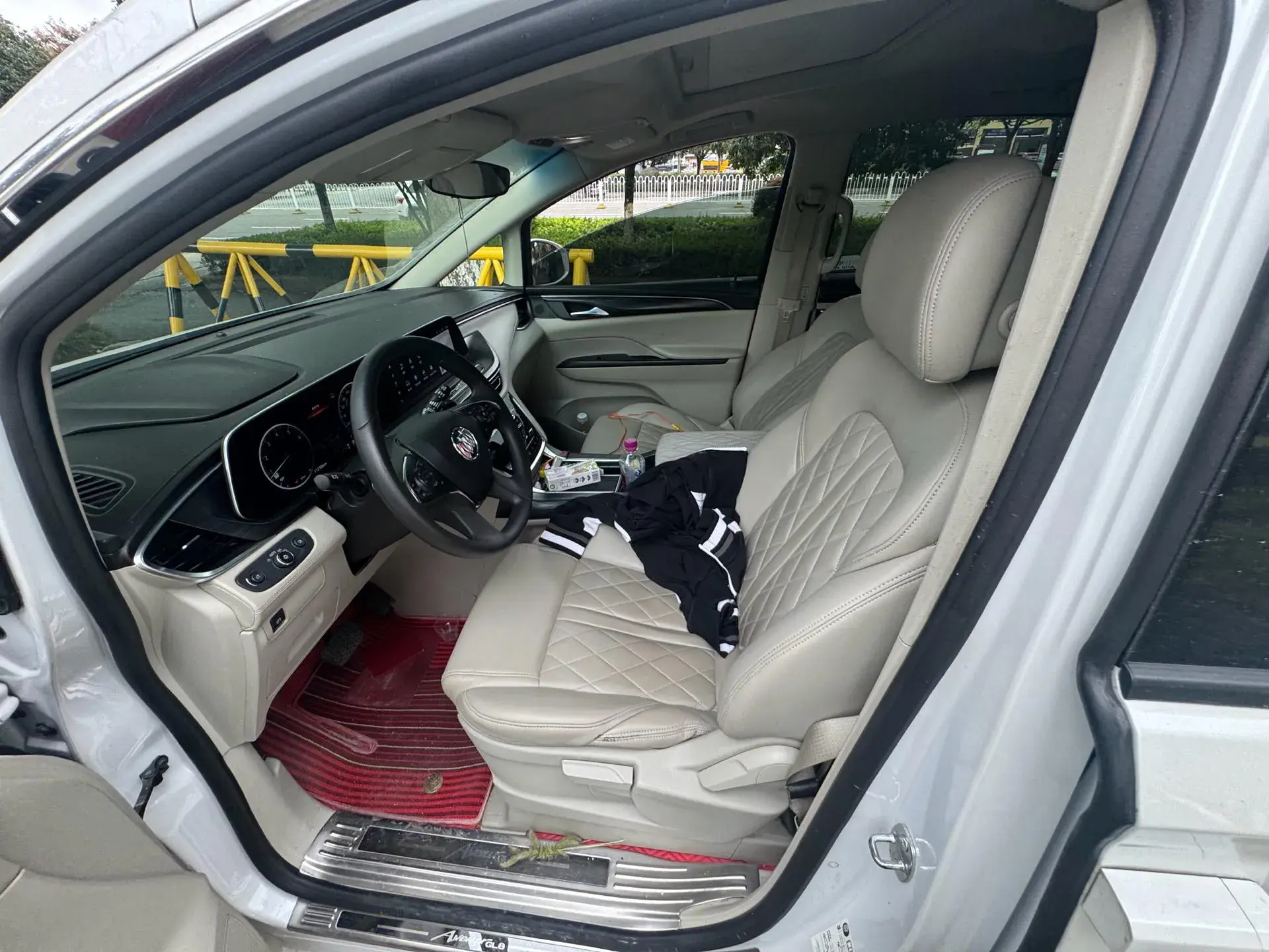 2021 BUICK GL8 thumbnail 4