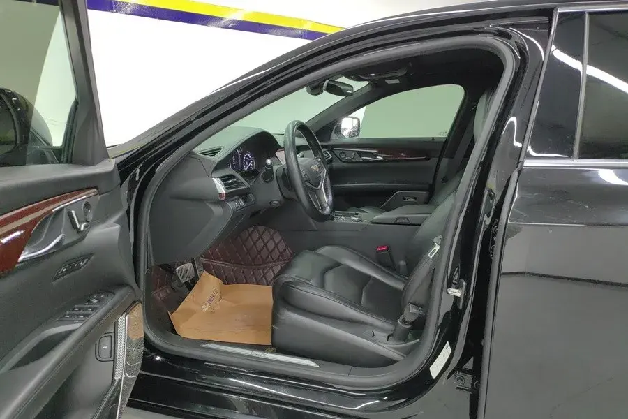 2021 CADILLAC CT6 thumbnail 3