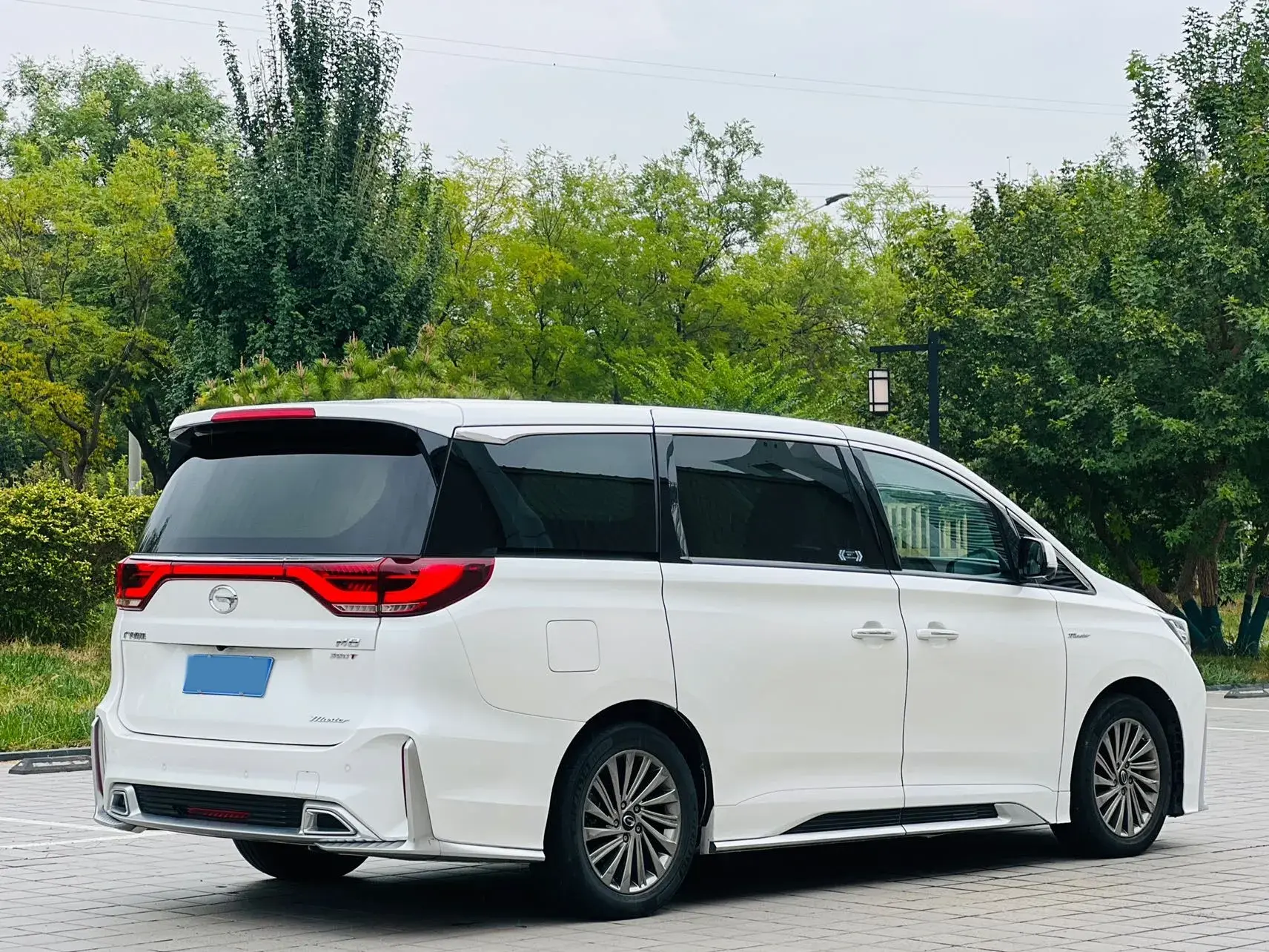 2021 GAC TRUMPCHI thumbnail 3
