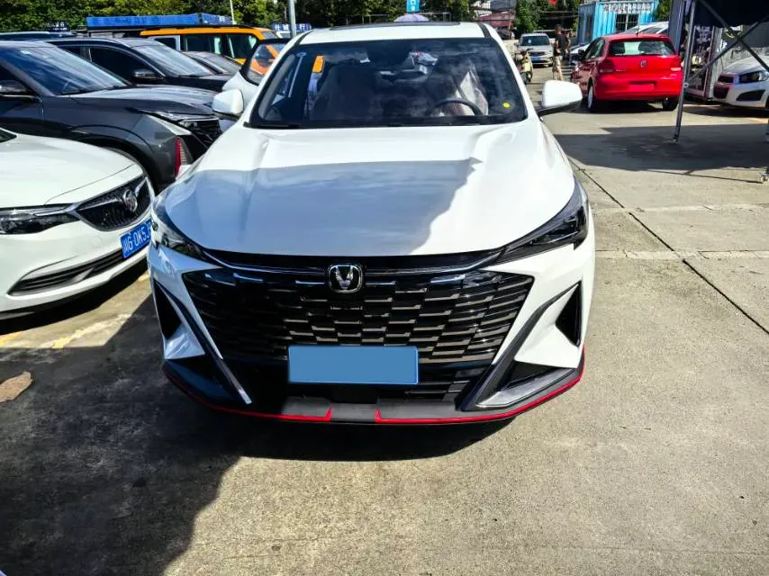 2026 ChangAn X5 PLUS 1.5T 192HP L4 7DCT,autocango,china used car exporter,china ev exporter,chinese used car exporter,chinese used ev exporter