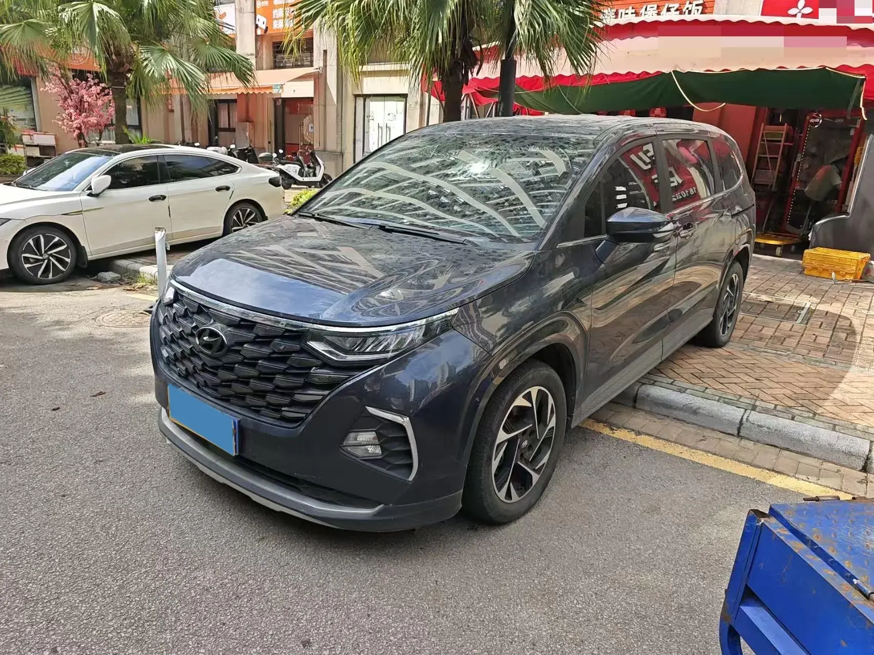 2021 HYUNDAI CUSTO view 1