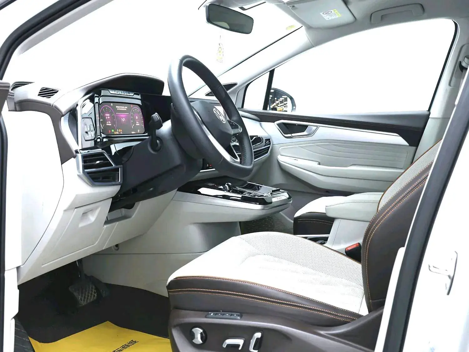 2022 VOLKSWAGEN TALAGON thumbnail 3