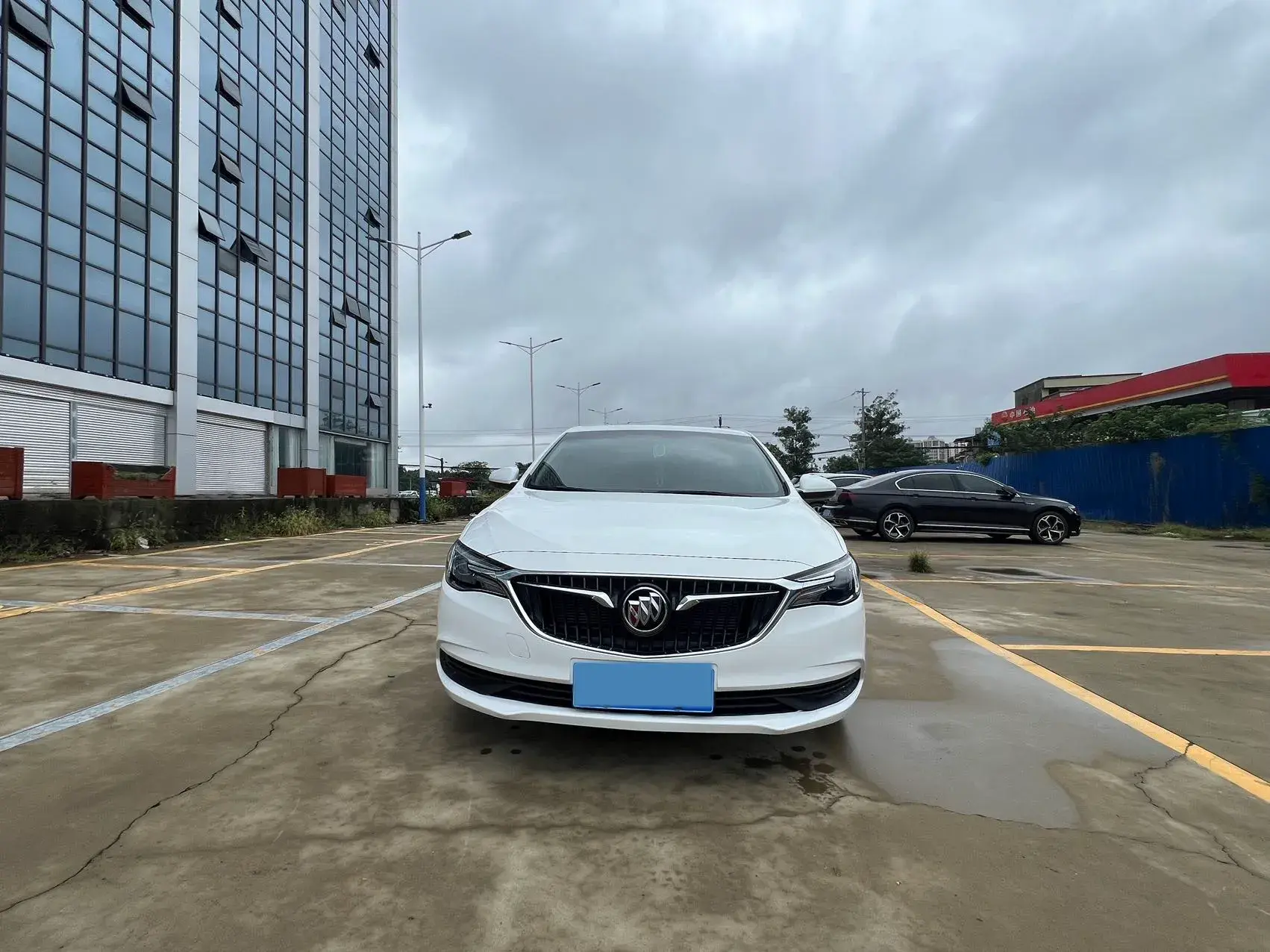2020 BUICK REGAL thumbnail 2