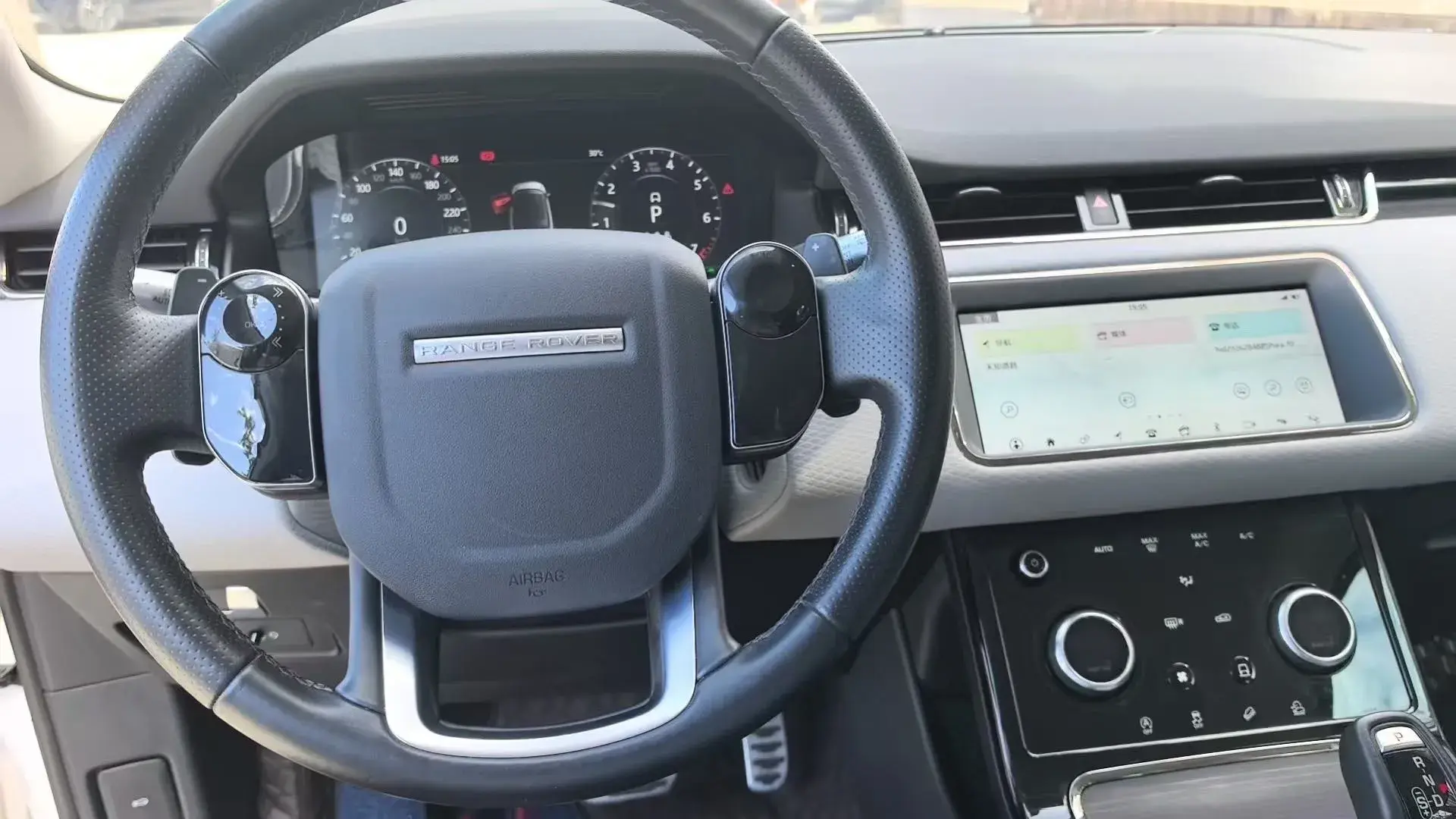 2020 LAND ROVER thumbnail 4