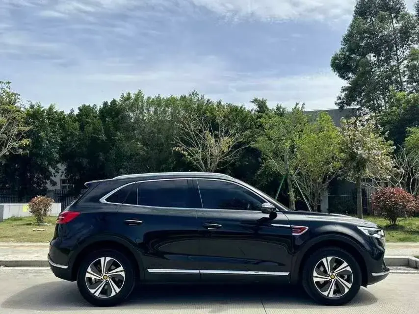 2019 HONGQI HS5 thumbnail 3