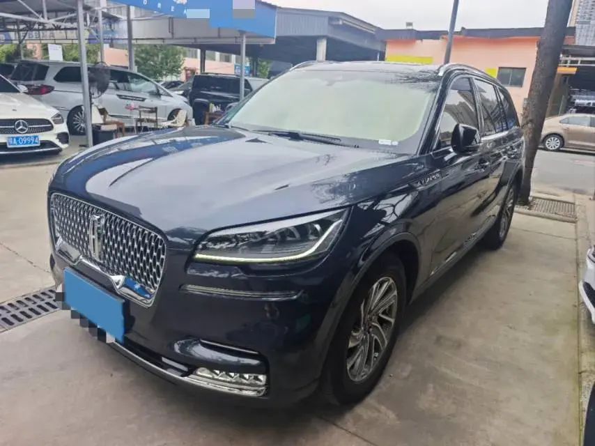 2021 LINCOLN AVIATOR view 1