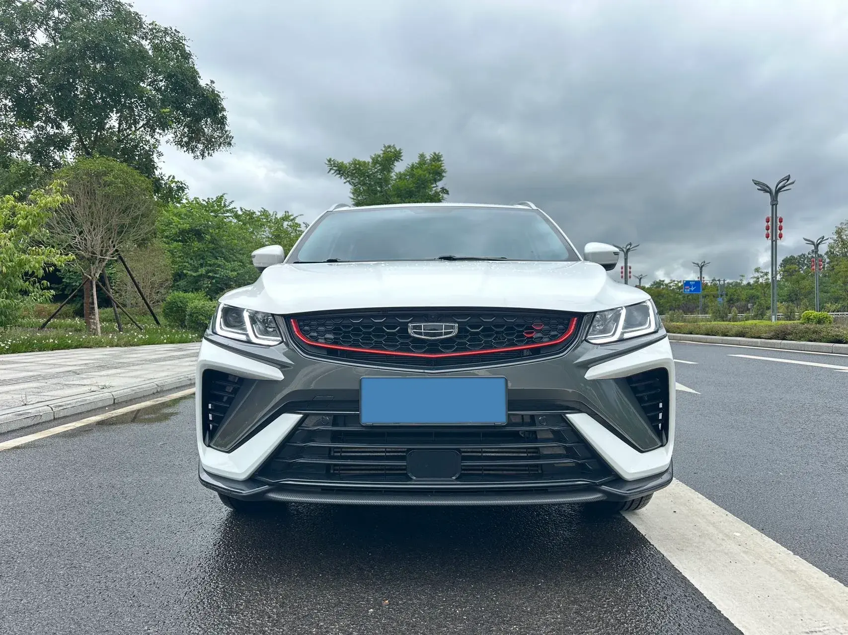 2021 GEELY COOLRAY thumbnail 2