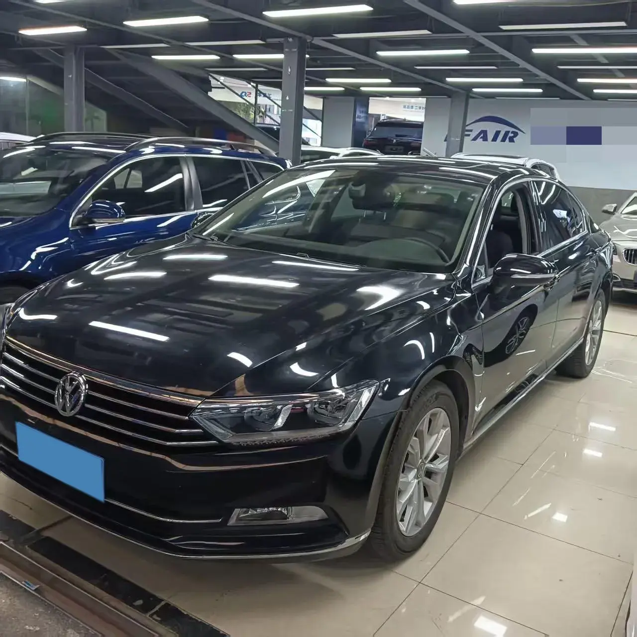 2018 VOLKSWAGEN MAGOTAN view 1