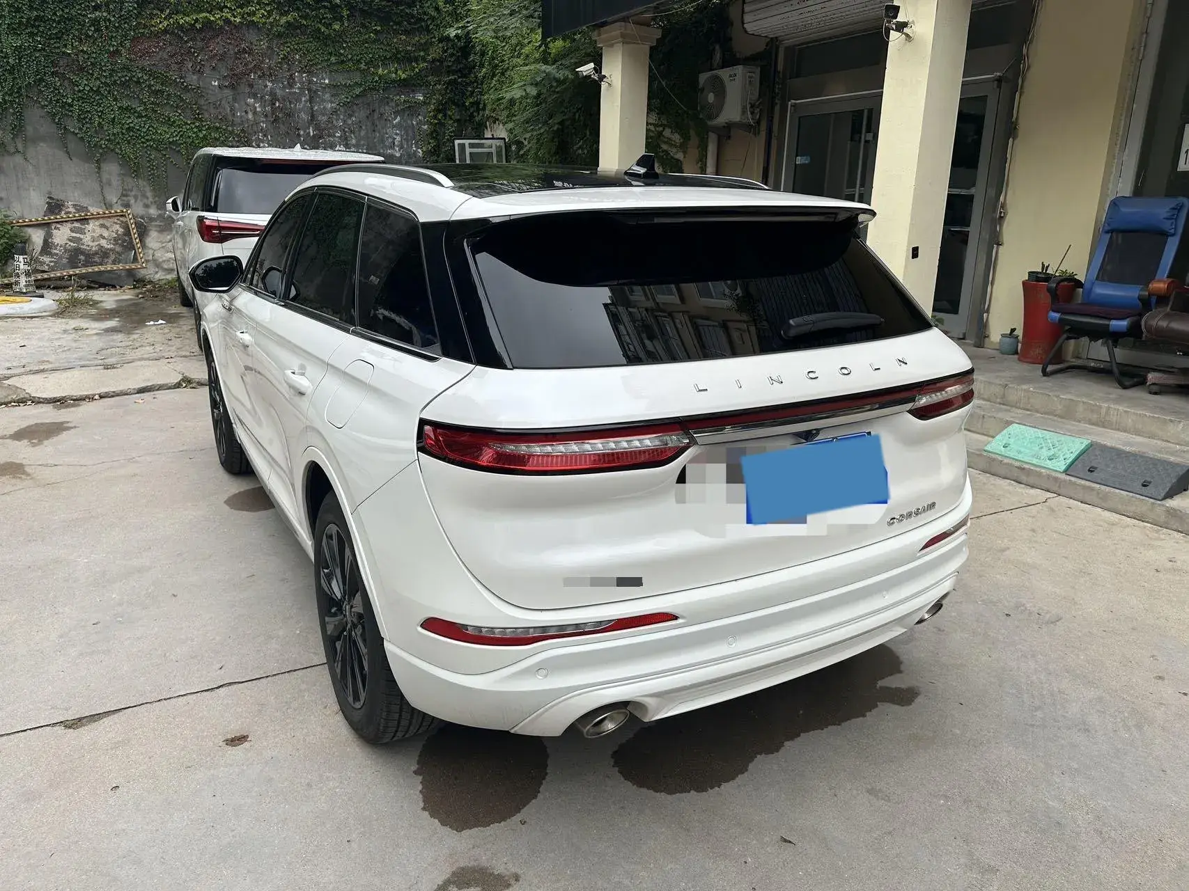 2022 LINCOLN CORSAIR thumbnail 3