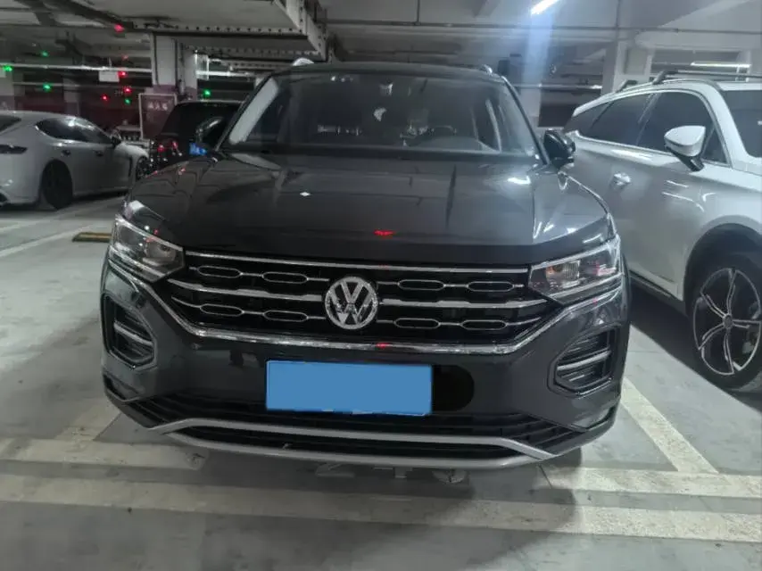 2021 VOLKSWAGEN TAYRON thumbnail 2