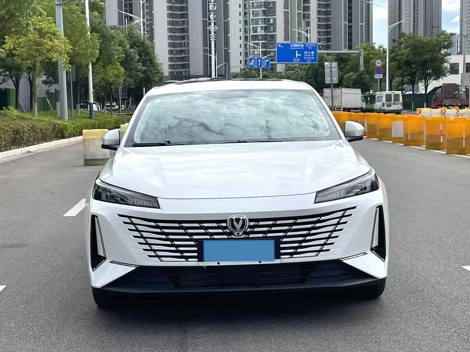 2025 CHANGAN EADO thumbnail 2