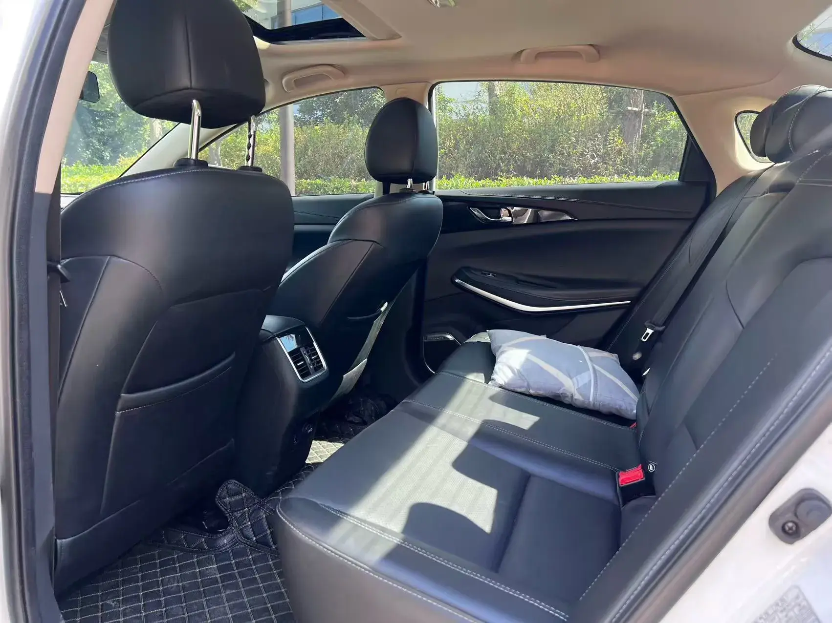 2021 CHANGAN RAETON thumbnail 3