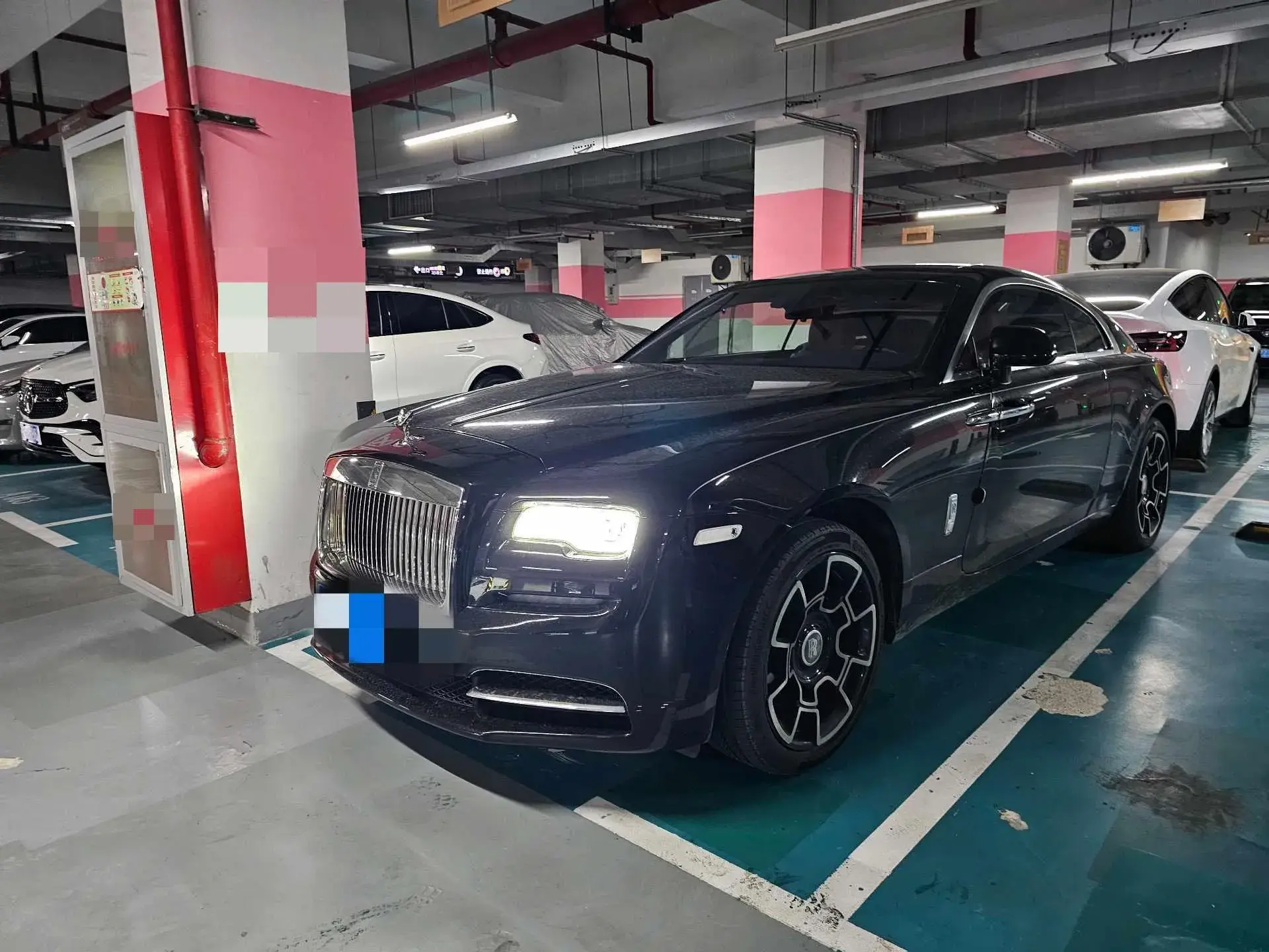 2017 ROLLS-ROYCE WRAITH view 1