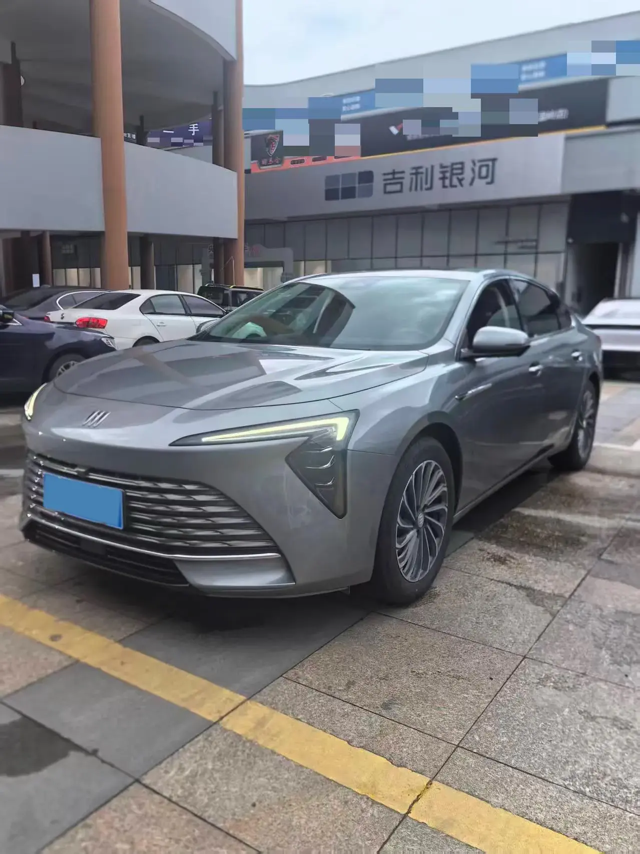 2025 BUICK LARCOSSE view 1