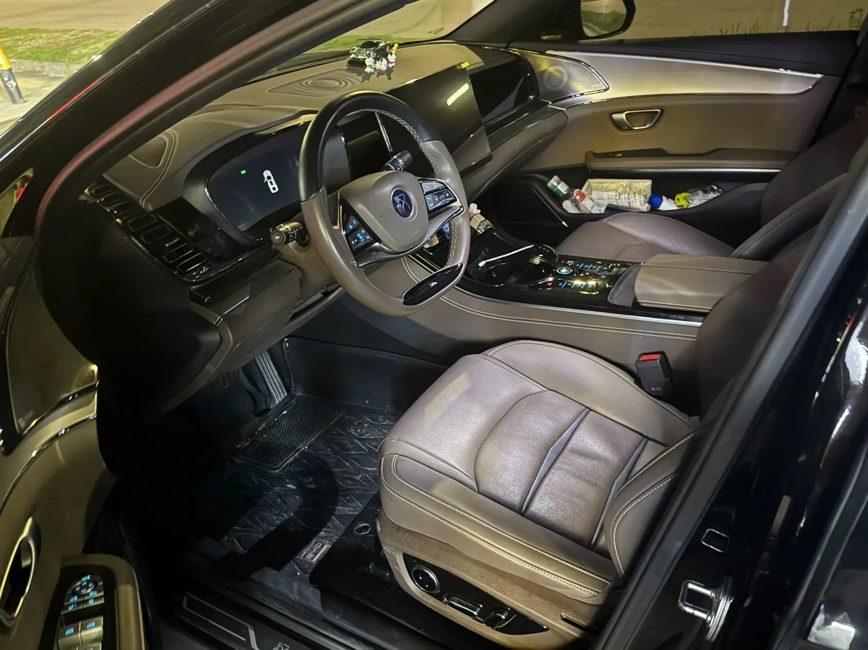 2023 BYD HAN thumbnail 3