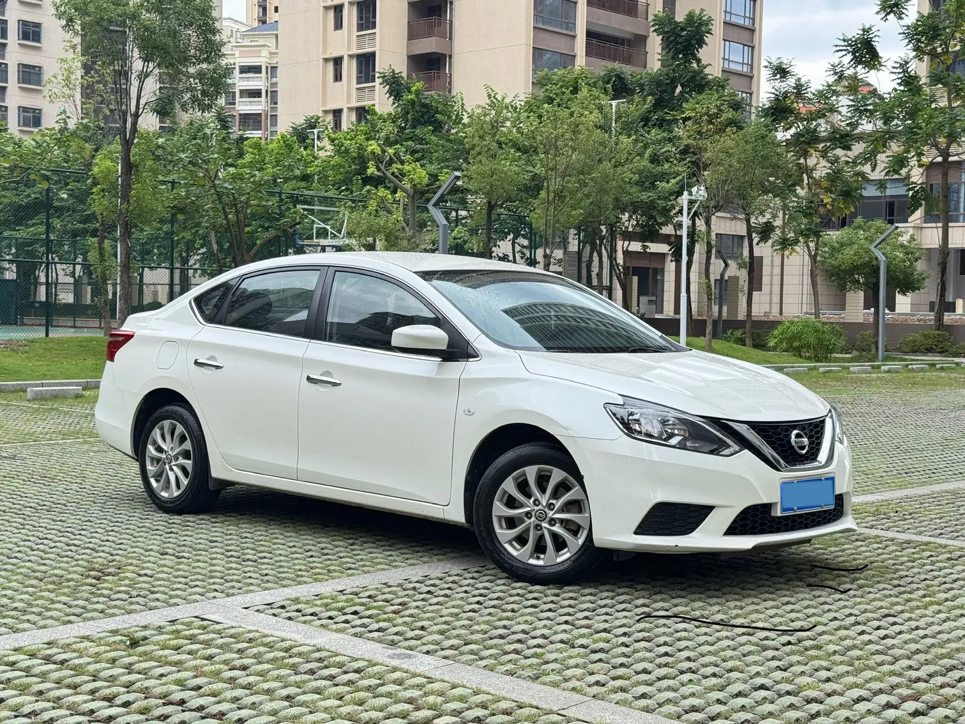 2021 NISSAN SYLPHY thumbnail 3