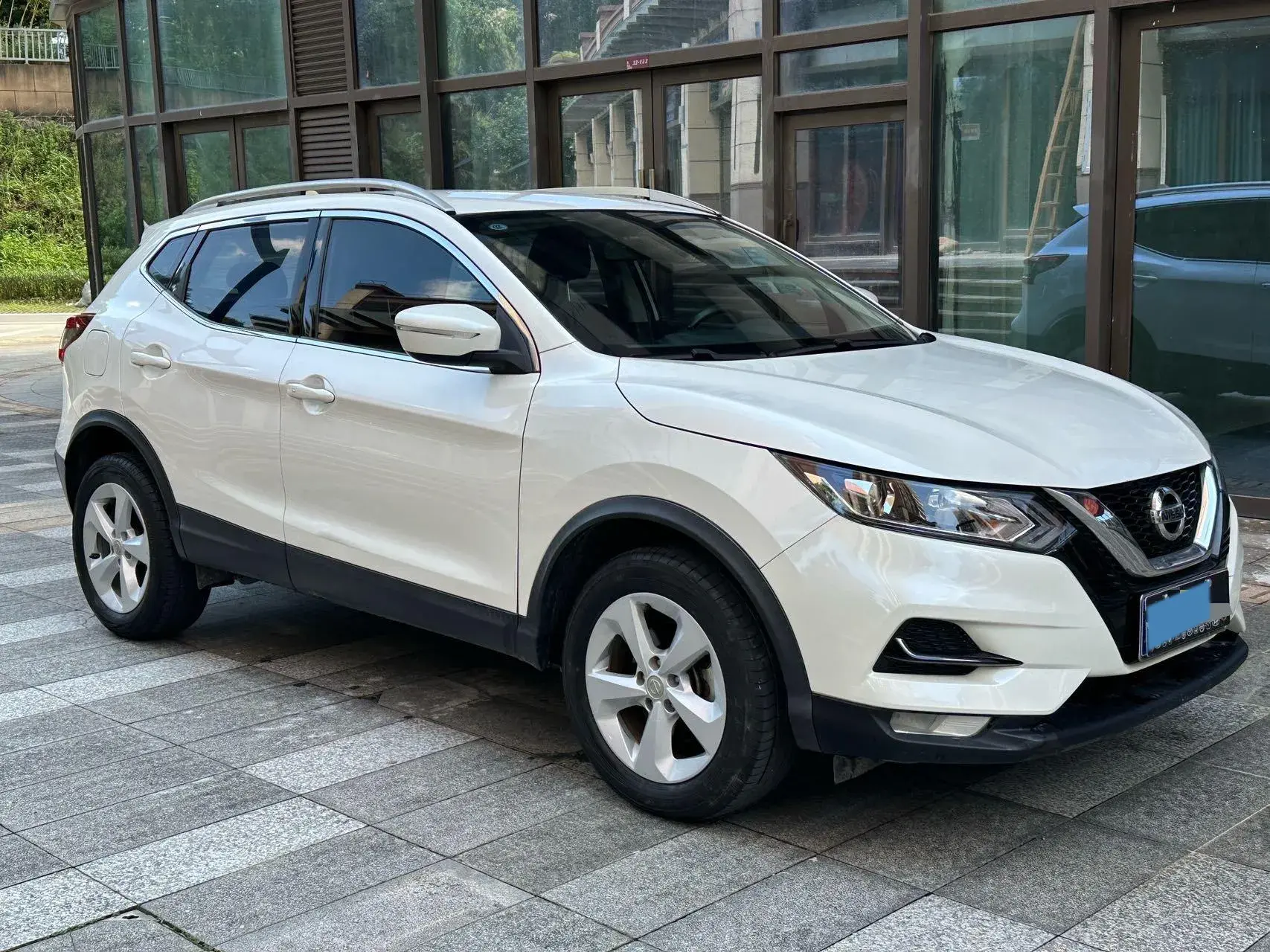 2022 NISSAN QASHQAI thumbnail 3
