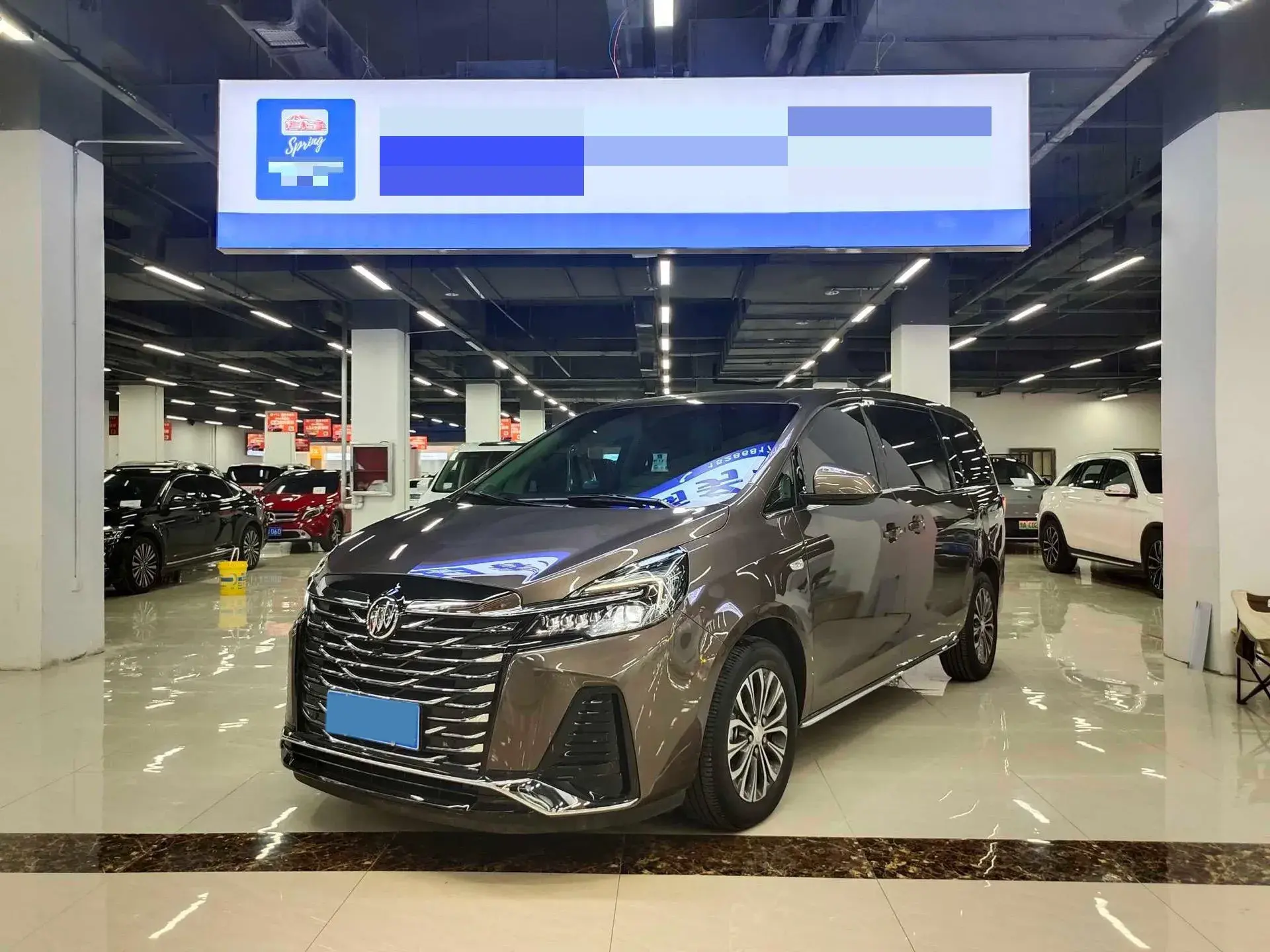 2023 BUICK GL8 view 1