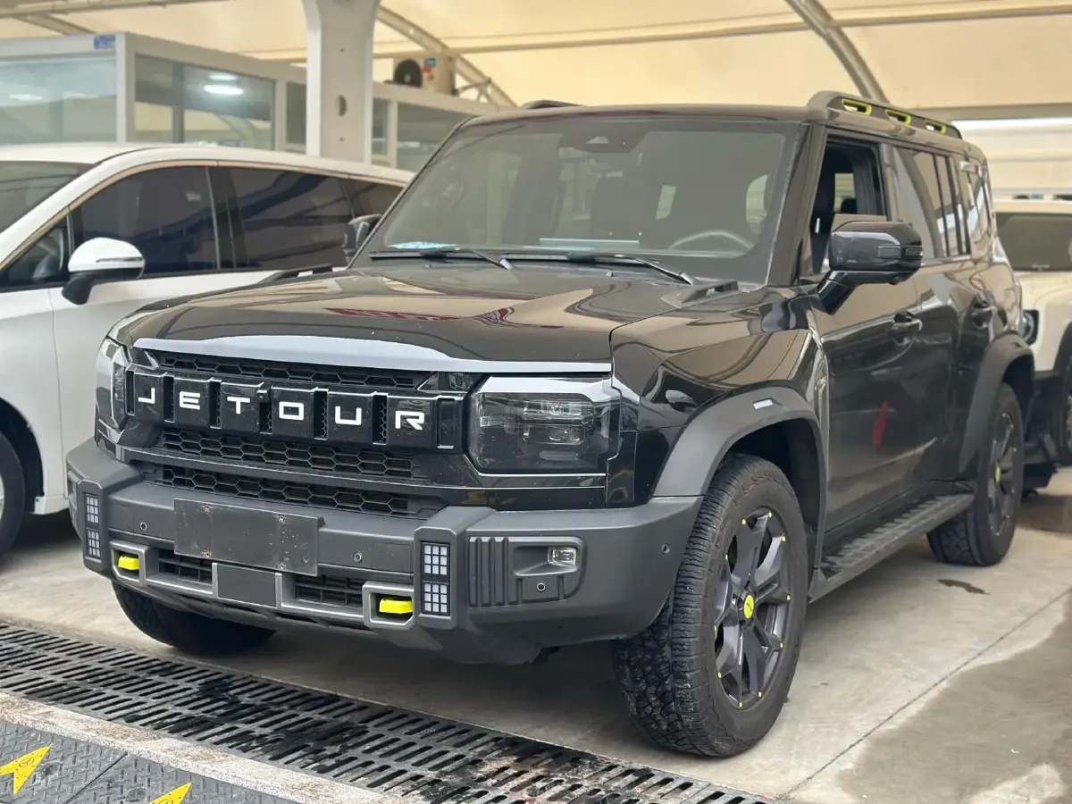 2024 Jetour Traveller 2.0T 254HP L4 7DCT