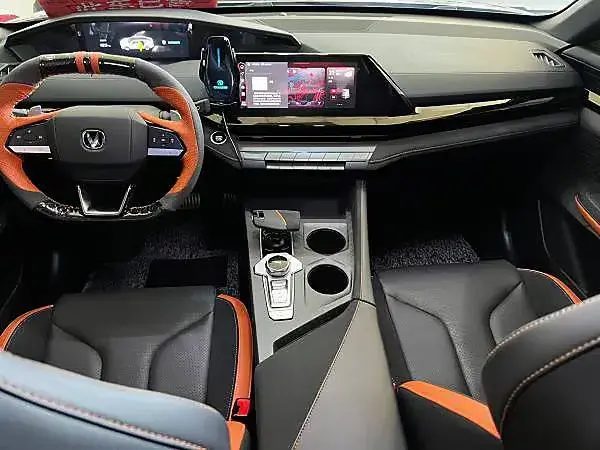 2022 CHANGAN UNI-V thumbnail 4