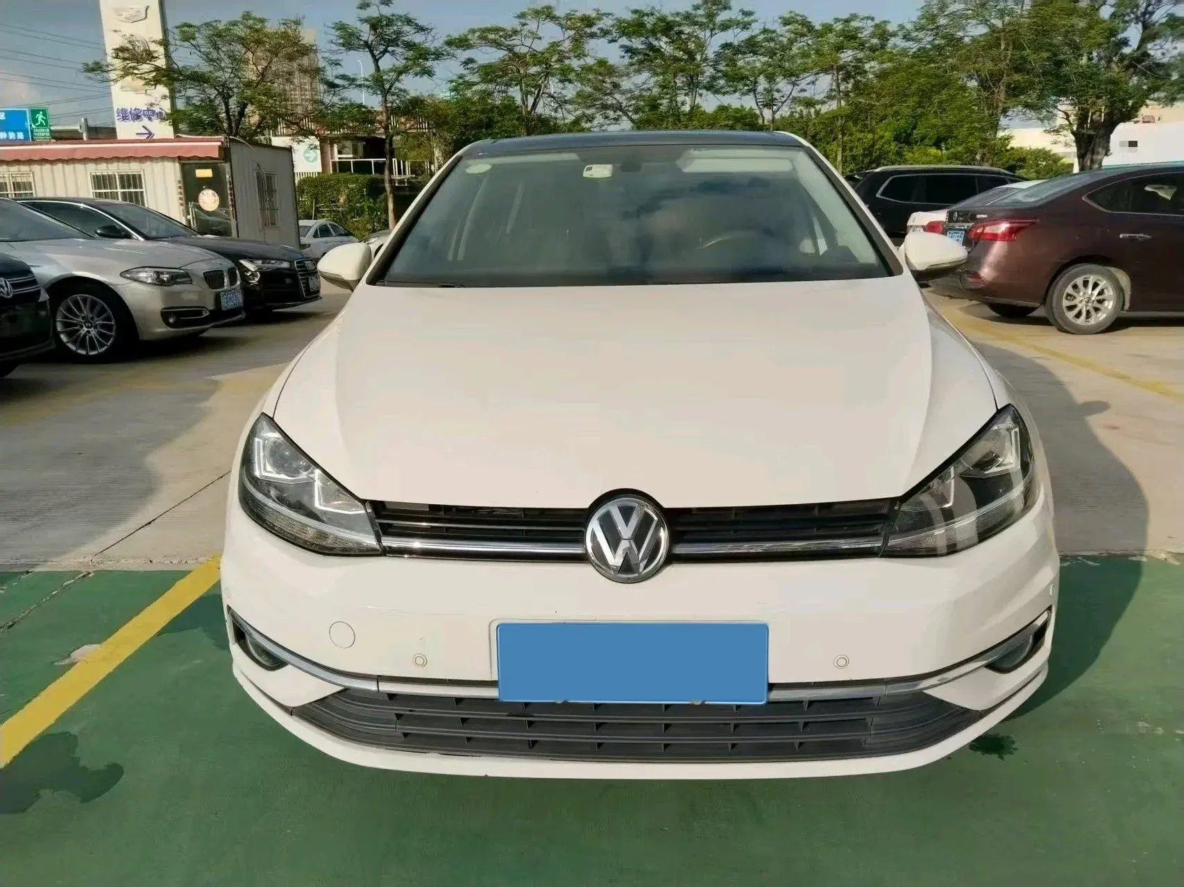 2018 VOLKSWAGEN GOLF thumbnail 2