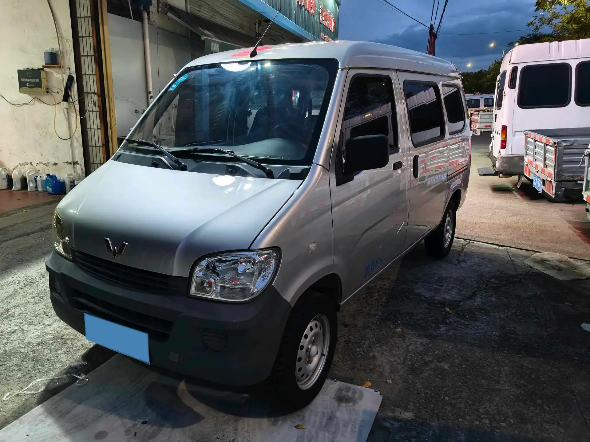 2020 WULING ZHIGUANG view 1