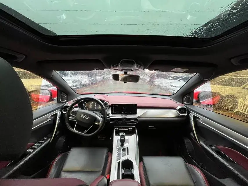 2019 GEELY COOLRAY thumbnail 4