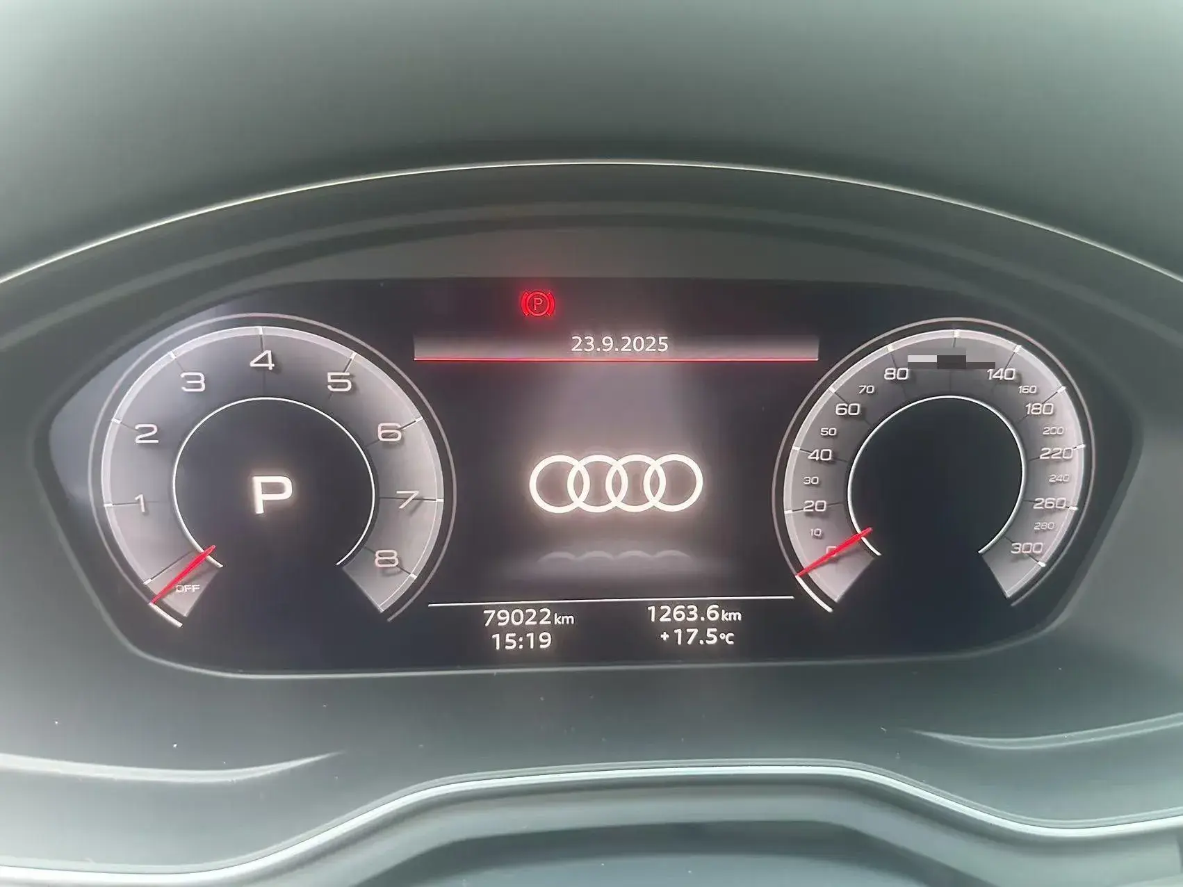 2020 AUDI A4L thumbnail 4