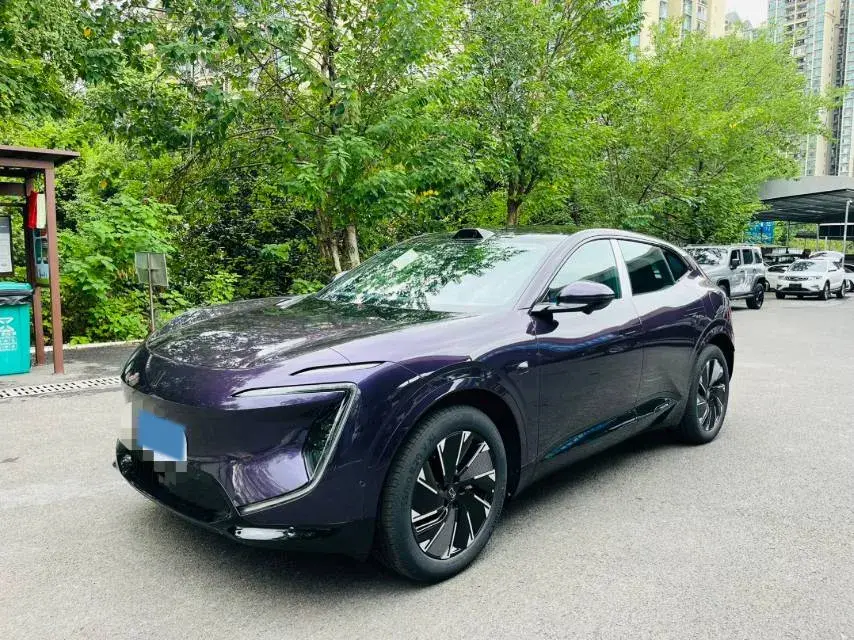 2024 AVATR 07 view 1