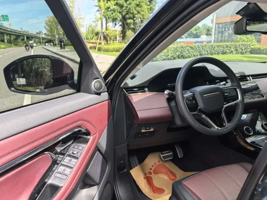 2021 LAND ROVER thumbnail 2