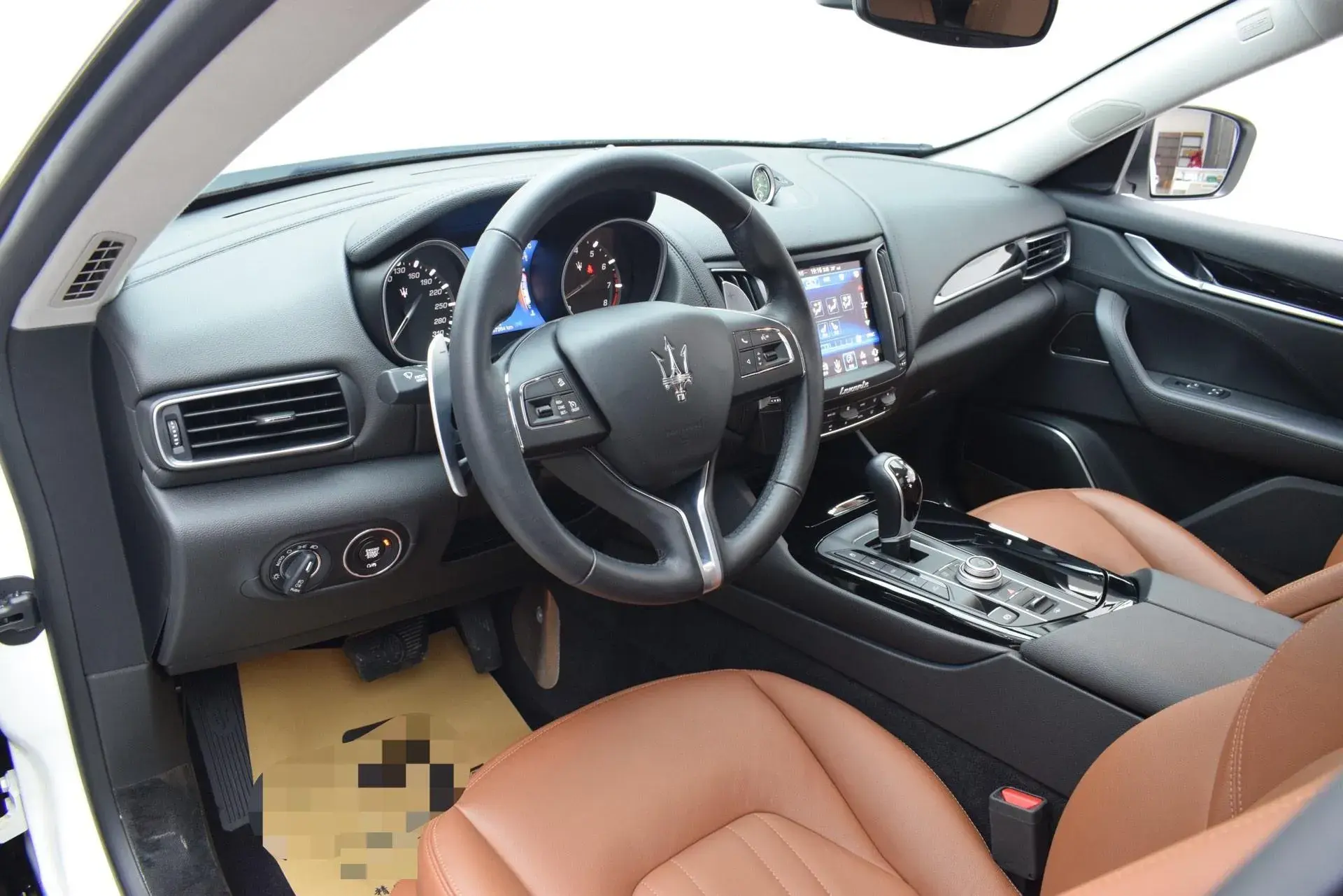 2018 MASERATI LEVANTE thumbnail 2