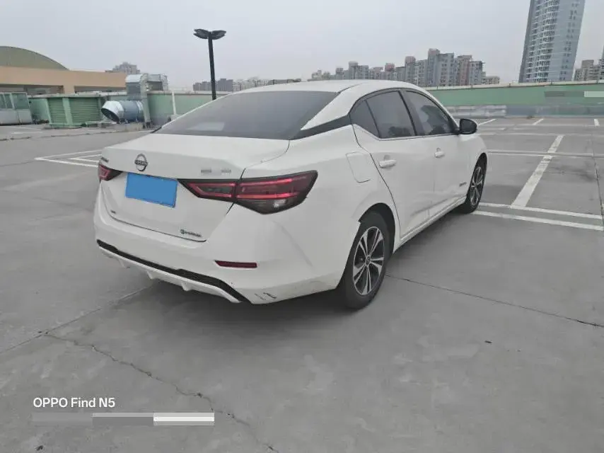 2022 NISSAN SYLPHY thumbnail 3