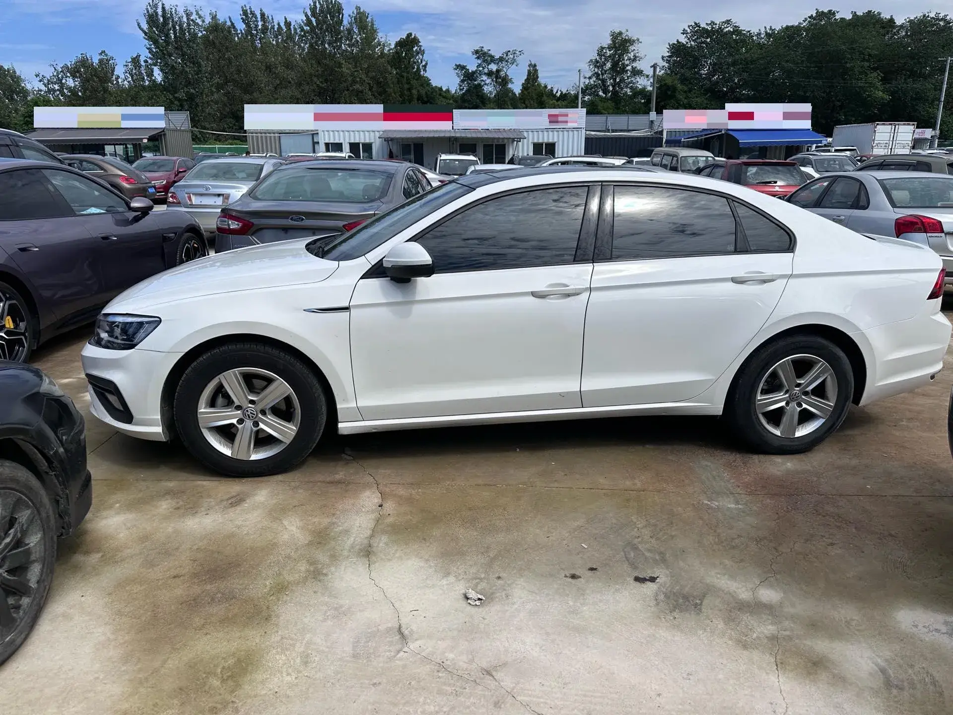 2019 VOLKSWAGEN LAMANDO thumbnail 3