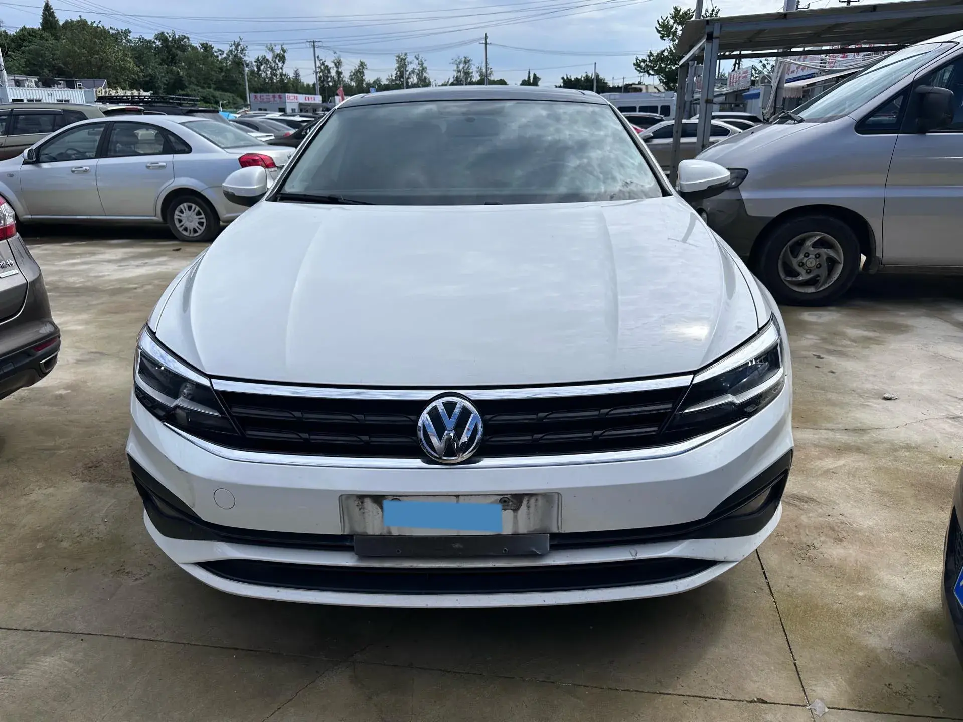 2019 VOLKSWAGEN LAMANDO thumbnail 2