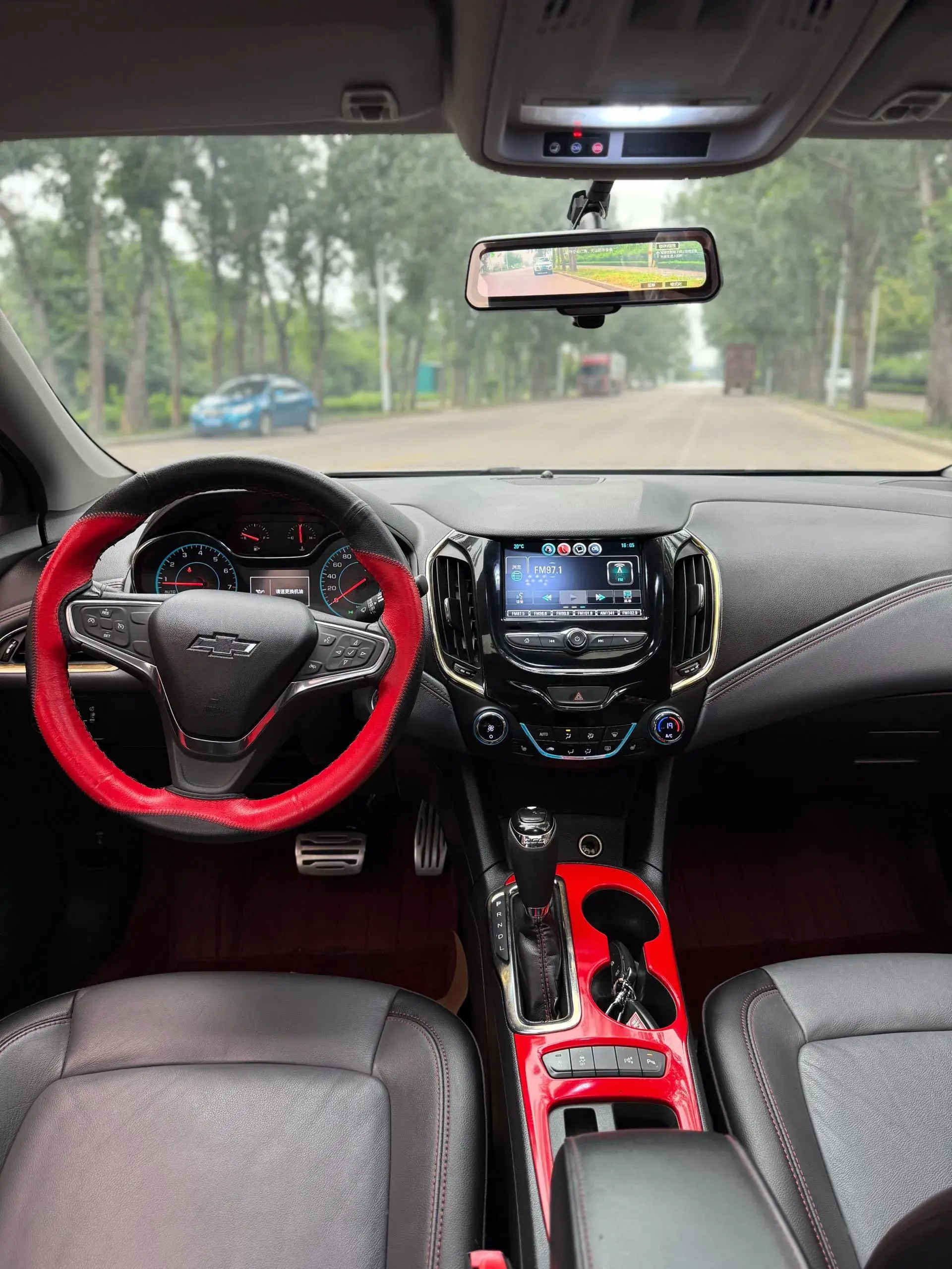 2018 CHEVROLET CRUZE thumbnail 4