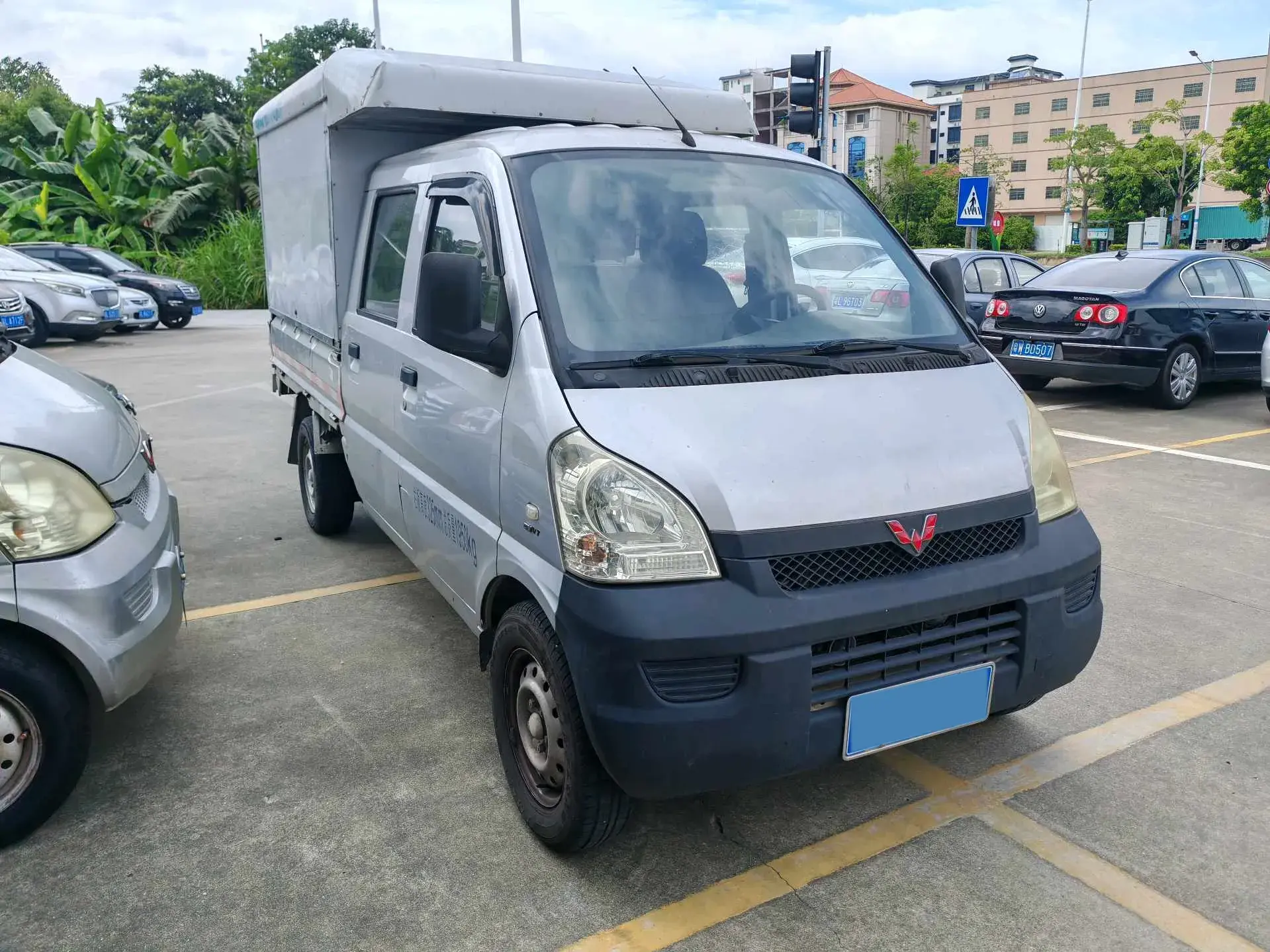 2015 WULING RONGGUANG thumbnail 2