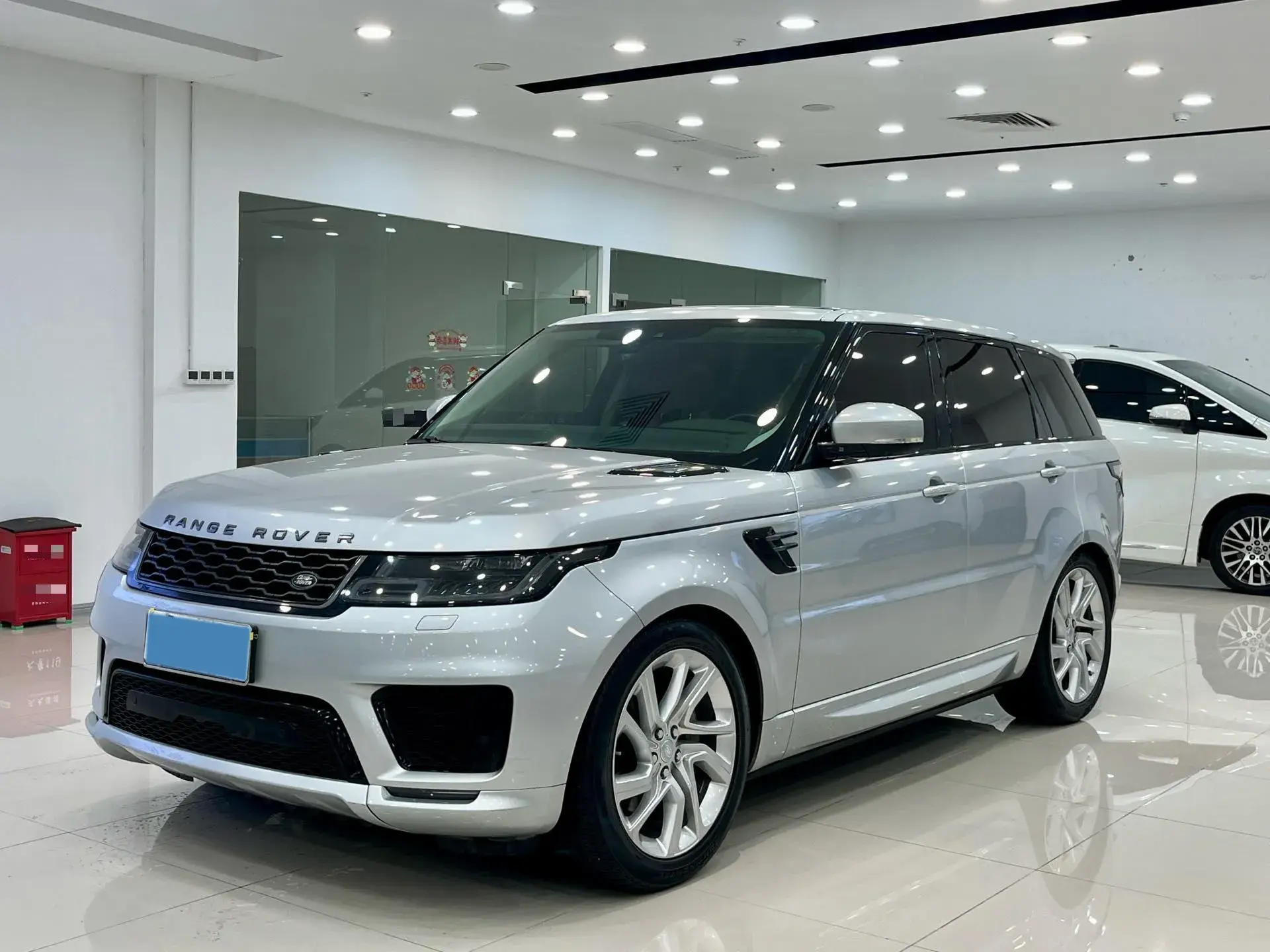 2018 LAND ROVER view 1