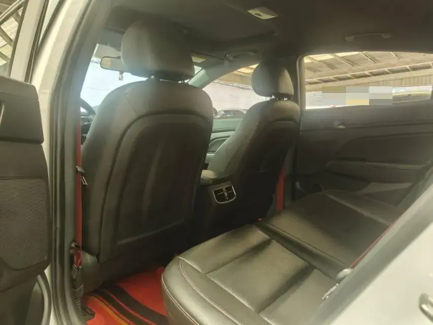 2019 HYUNDAI ELANTRA thumbnail 3
