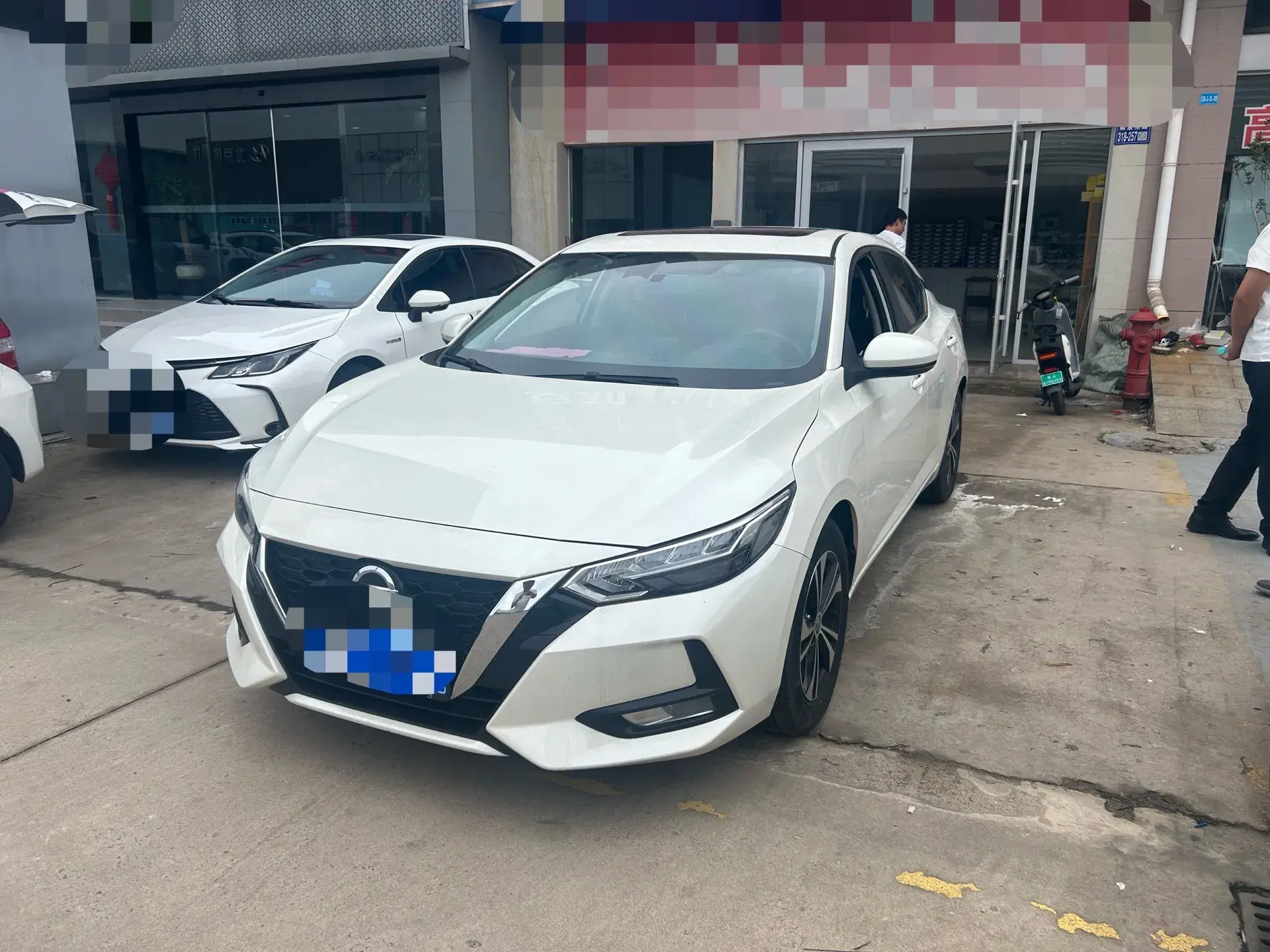 2021 NISSAN SYLPHY view 1