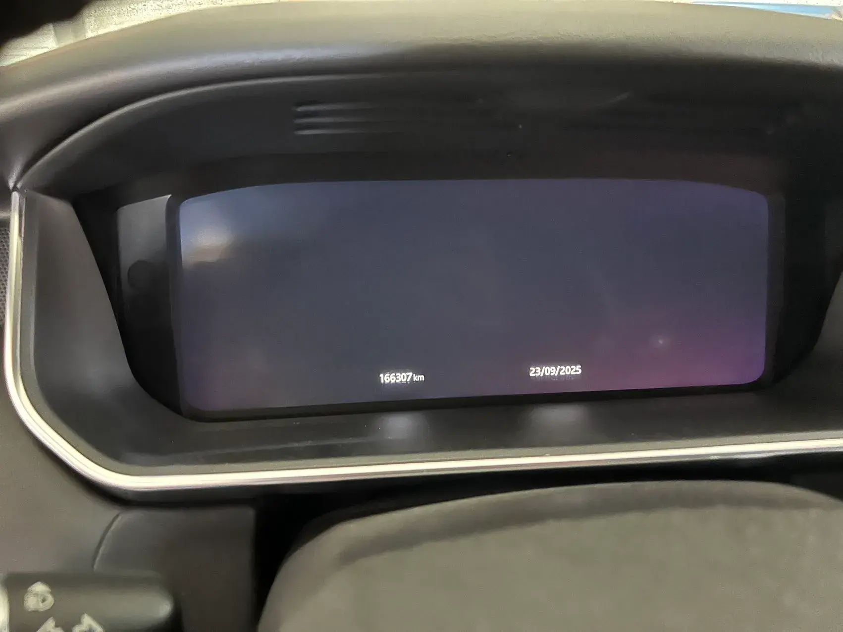 2019 LAND ROVER thumbnail 4