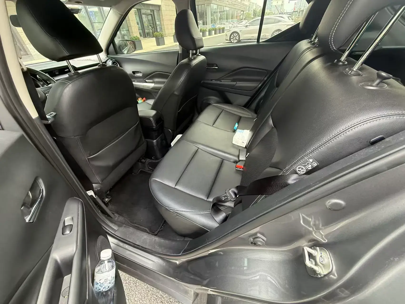 2022 NISSAN KICKS thumbnail 3