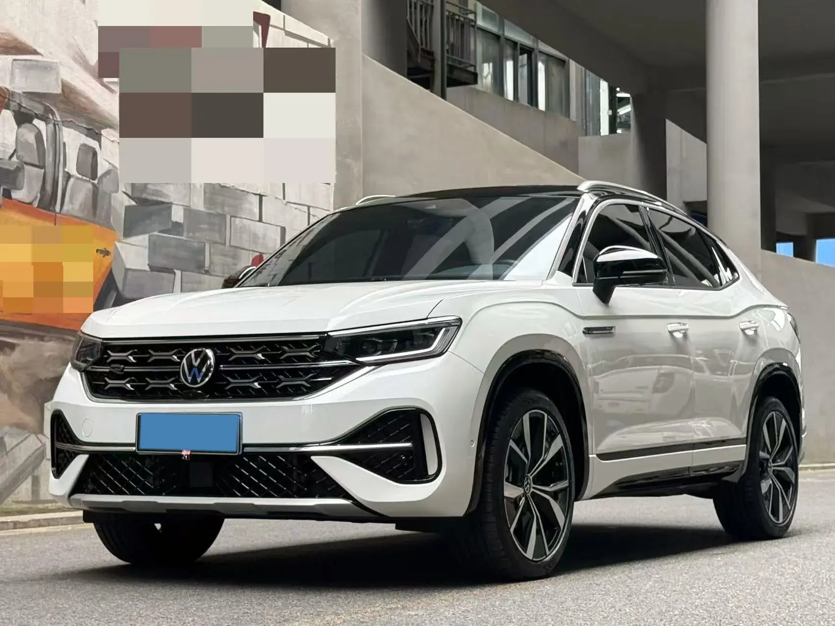 2023 VOLKSWAGEN TAYRON view 1