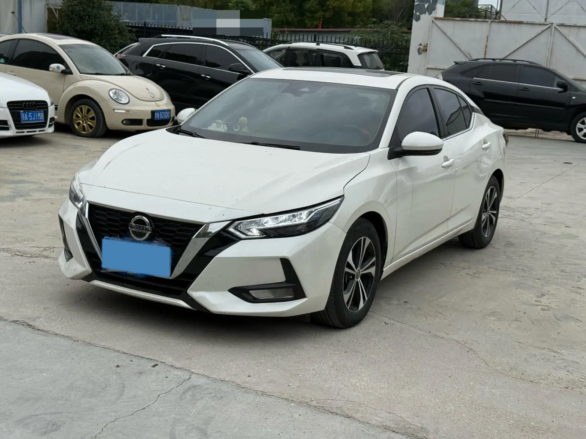 2021 NISSAN SYLPHY view 1