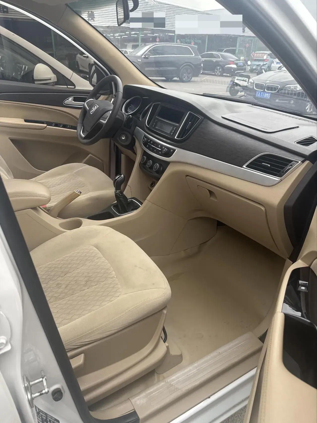 2016 BAOJUN 730 thumbnail 2